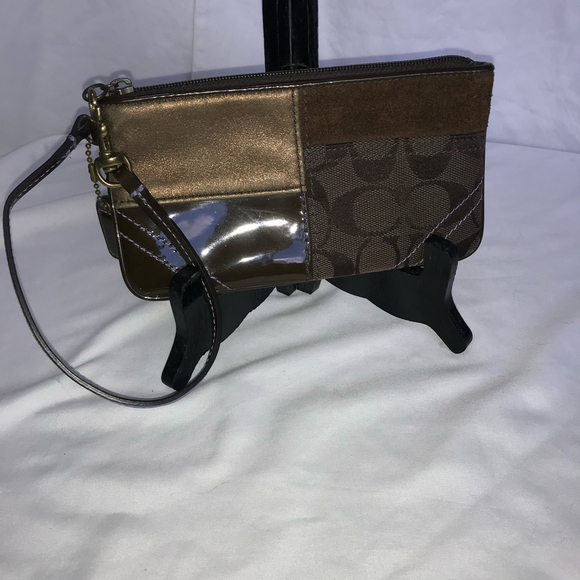 Coach Patchwork Brown Gold Wristlet with Lavendar Interior EUC - Picture 1 of 4